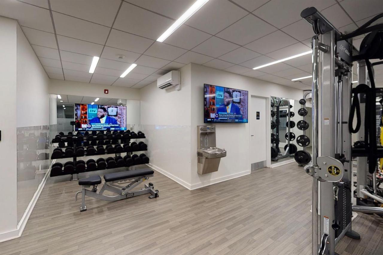 Back Bay 1br W Rooftop Gym Nr Shops Dining Bos-896 *
